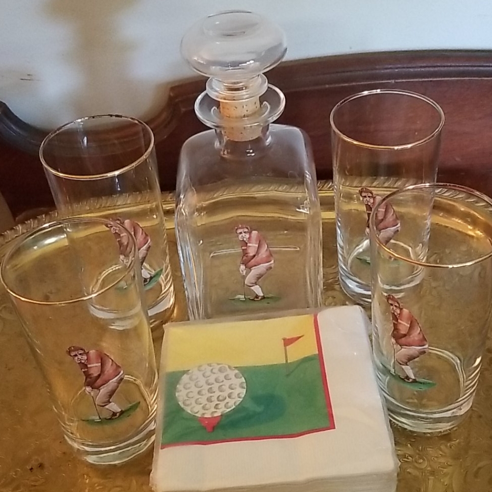 Vintage Golf Decanter & Gold Rimmed Glasses Barware Set & Cocktail Napki…
